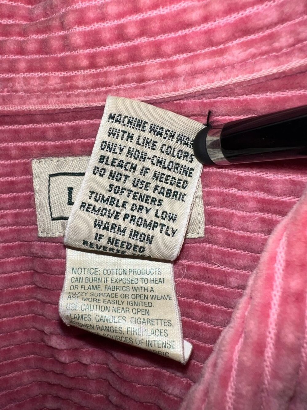 L.L. Bean Womens Pink Corduroy Button-Down Shirt S-Regular 100% Cotton Sri Lanka - Picture 4 of 6